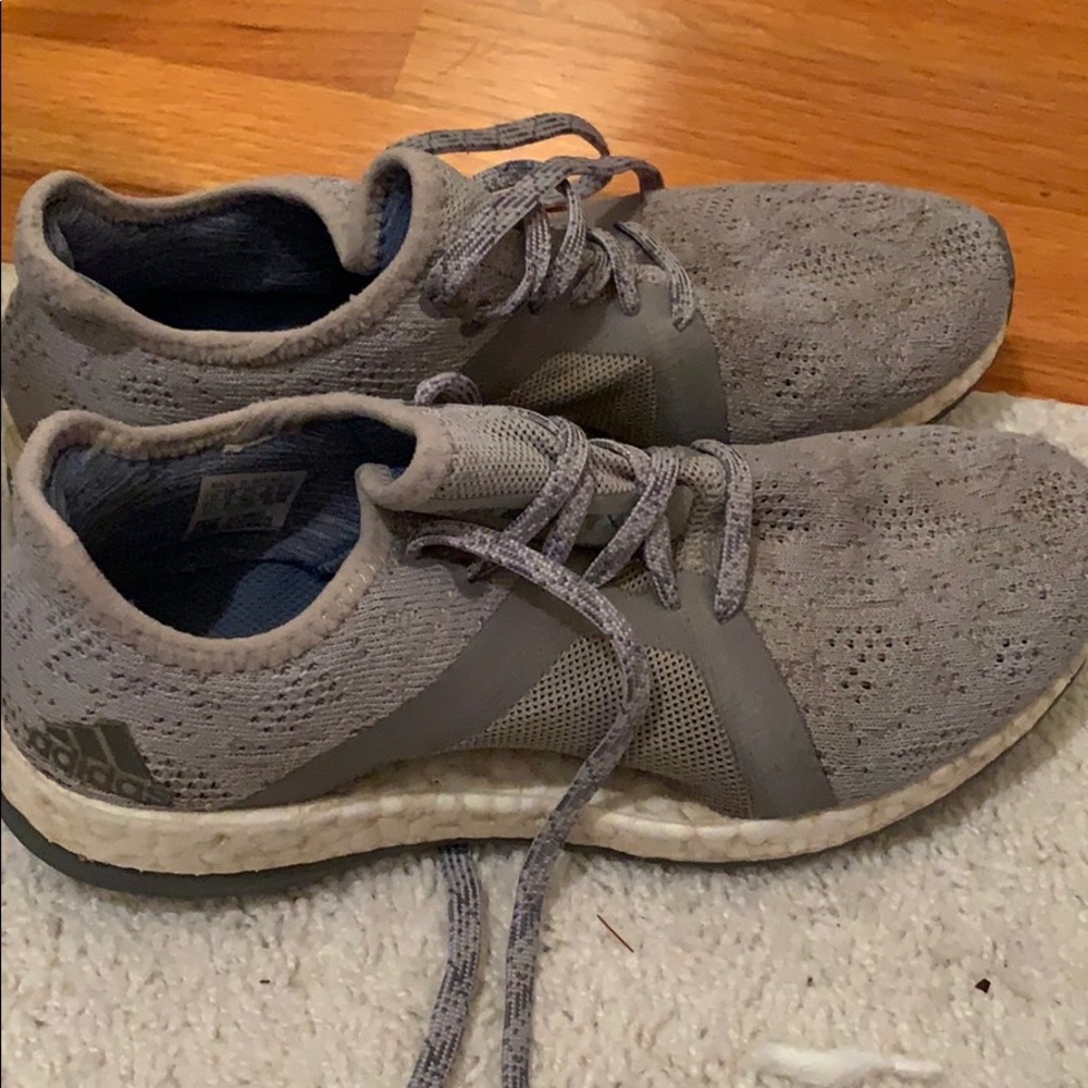 moderately used Adidas pure boost x women’s shoes